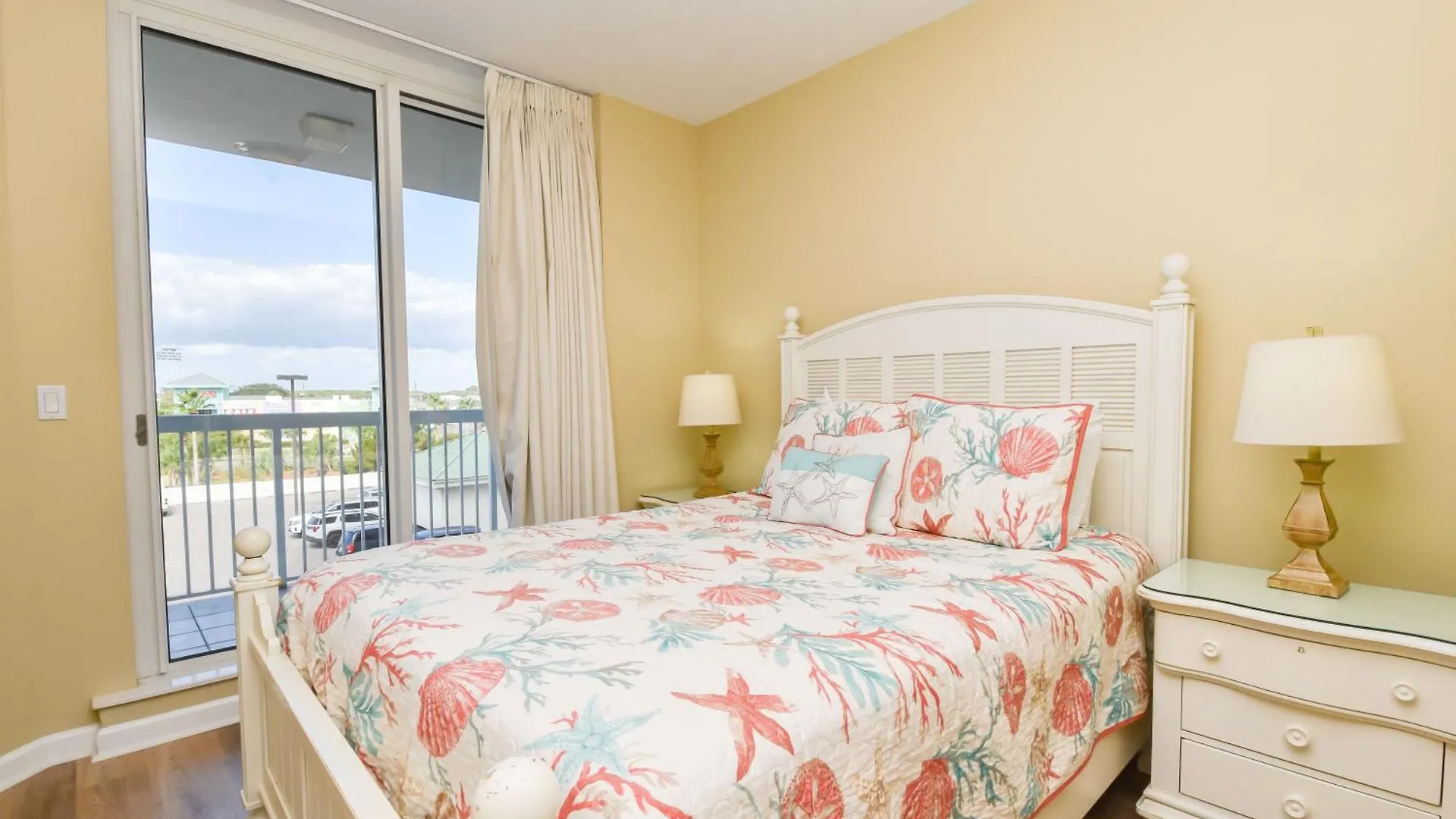 Silver Beach Towers W406 Destin 0*,